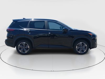 2025 Nissan Rogue - Photo 8