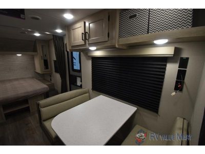 2026 Coachmen RV Catalina Summit Series 8 - Photo 19