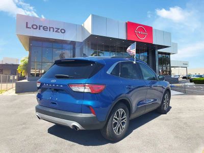2022 Ford Escape — detail view