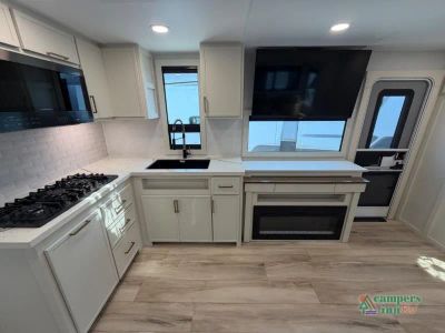 2026 Brinkley Model I - Photo 23