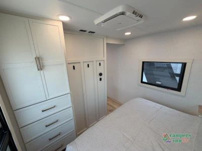 2026 Brinkley Model I - Photo 40