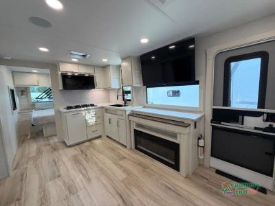 2026 Brinkley Model I - Photo 18
