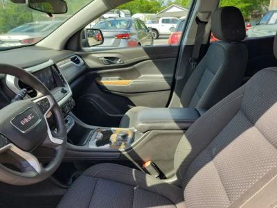 2023 GMC Acadia — photo 14 view