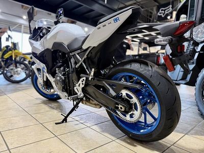 2026 Suzuki GSX-8R - Photo 2