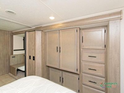 2021 Coachmen RV Freelander Premier - Photo 25