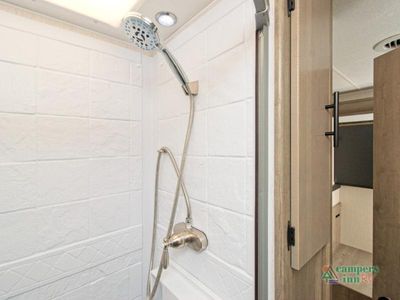 2021 Coachmen RV Freelander Premier - Photo 29