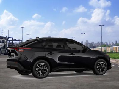 2026 Toyota bZ - Photo 13