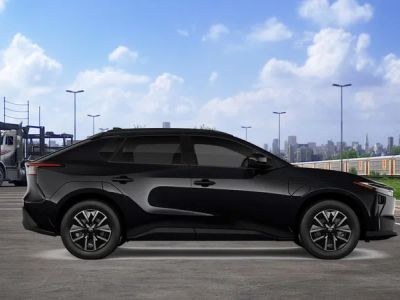 2026 Toyota bZ - Photo 14