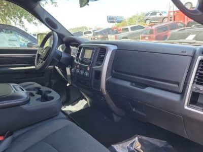 2024 Ram 1500 Classic — photo 30 view