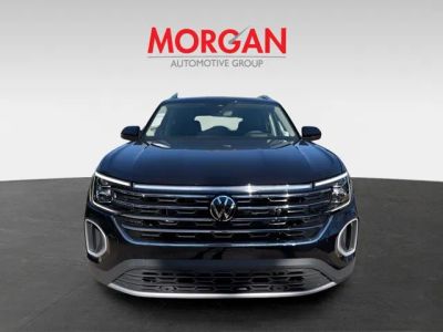 2026 Volkswagen Atlas — side profile view