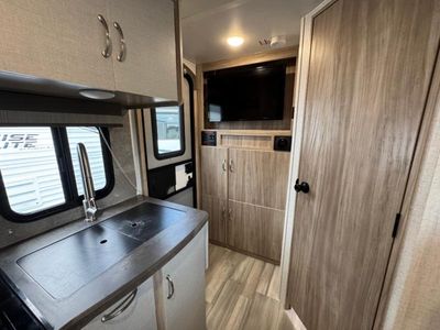 2022 Winnebago Micro Minnie - Photo 15
