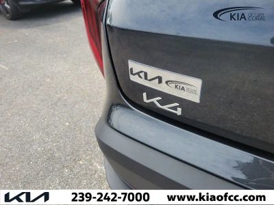 2025 Kia K4 — photo 9 view