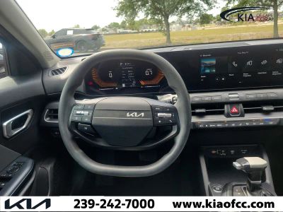 2025 Kia K4 — photo 20 view