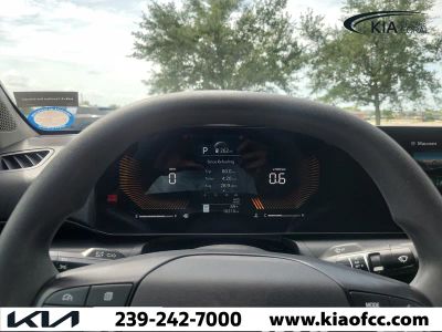 2025 Kia K4 — photo 27 view