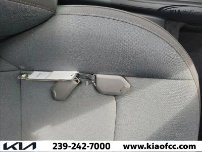 2025 Kia K4 — photo 33 view