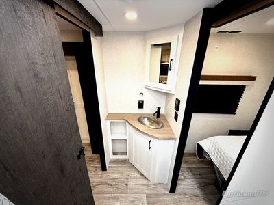 2026 Venture RV Sienna - Photo 15