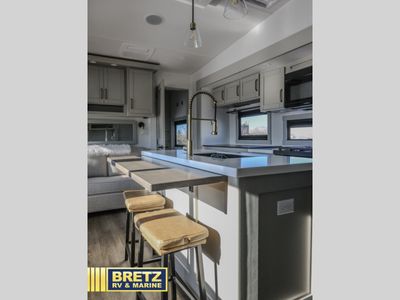 2026 Brinkley Model Z - Photo 9