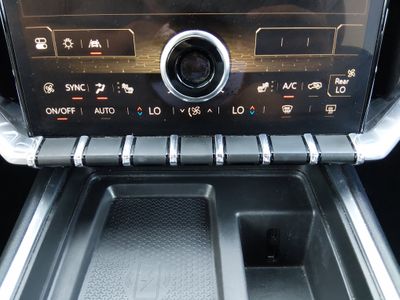 2024 GMC Acadia - Photo 20