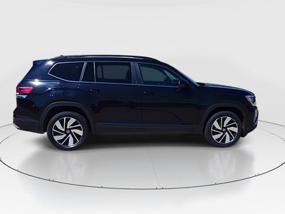 2024 Volkswagen Atlas - Photo 8