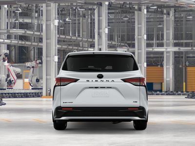 2026 Toyota Sienna — photo 8 view