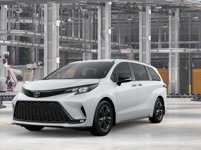 2026 Toyota Sienna XSE in Ice Cap — front three-quarter view