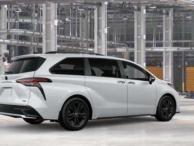 2026 Toyota Sienna — photo 10 view