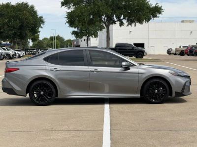 2025 Toyota Camry - Photo 3