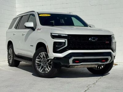 2025 Chevrolet Tahoe - Photo 2