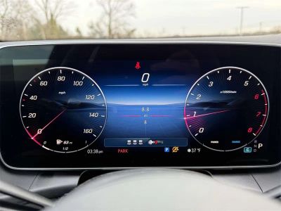 2026 Mercedes-Benz GLC - Photo 3