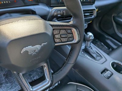 2026 Ford Mustang - Photo 14