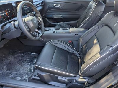 2026 Ford Mustang - Photo 11