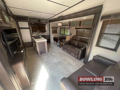 2018 Cruiser Aire CR28RD — photo 8 view