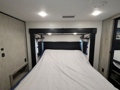 2023 KZ RV Durango Gold - Photo 7