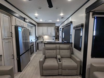 2023 KZ RV Durango Gold - Photo 9