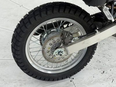 2026 Suzuki DR650S - Photo 12