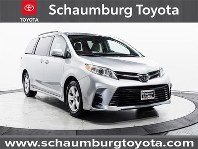 2019 Toyota Sienna - Photo 1