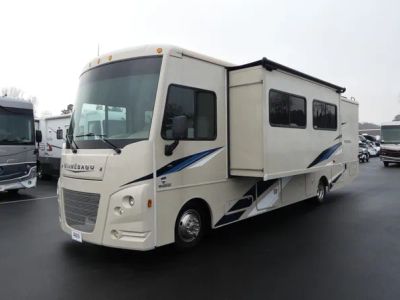 2022 Winnebago Vista - Photo 2