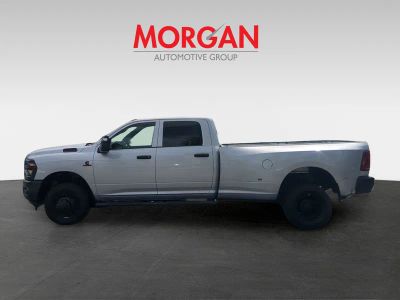 2026 Ram 3500 — photo 8 view