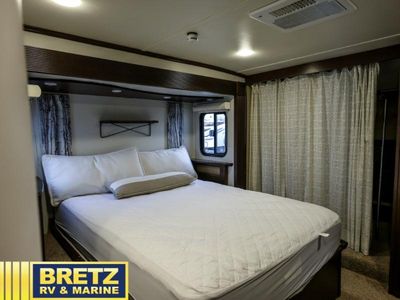 2015 Dutchmen RV Voltage - Photo 15