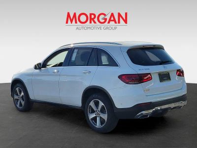 2022 Mercedes-Benz GLC — interior view