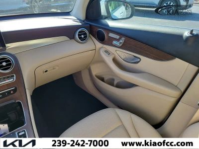2022 Mercedes-Benz GLC — photo 18 view