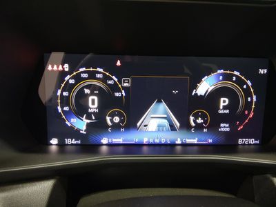 2024 Chevrolet Colorado - Photo 14
