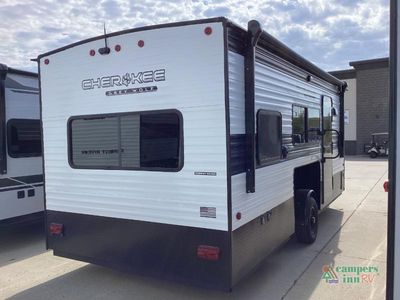 2026 Forest River RV Cherokee Grey Wolf - Photo 9