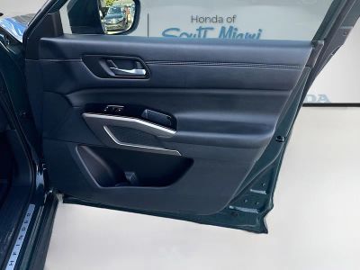 2024 Nissan Pathfinder — photo 35 view