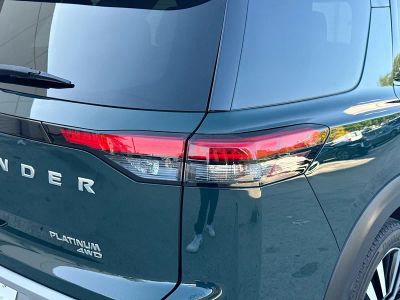 2024 Nissan Pathfinder — photo 28 view