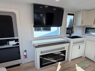 2026 Brinkley Model I - Photo 18
