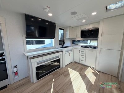 2026 Brinkley Model I - Photo 7