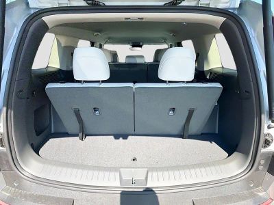 2026 Hyundai SANTA FE — photo 12 view