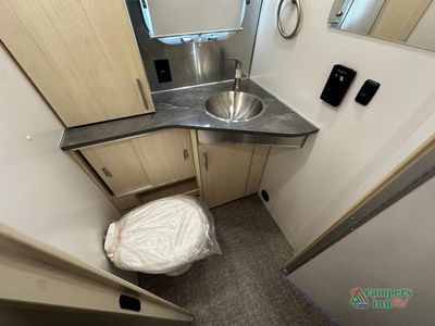 2026 Airstream Flying Cloud - Photo 41