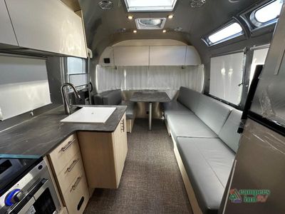 2026 Airstream Flying Cloud - Photo 3